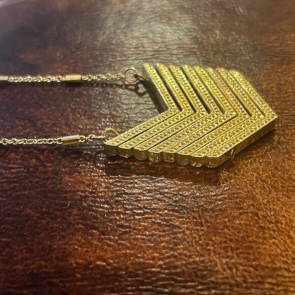 Gold Metal Arrow Chevron Necklace - Picture 7 of 15